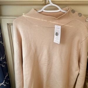 Women's classic XL sweater with button accents new with tags
